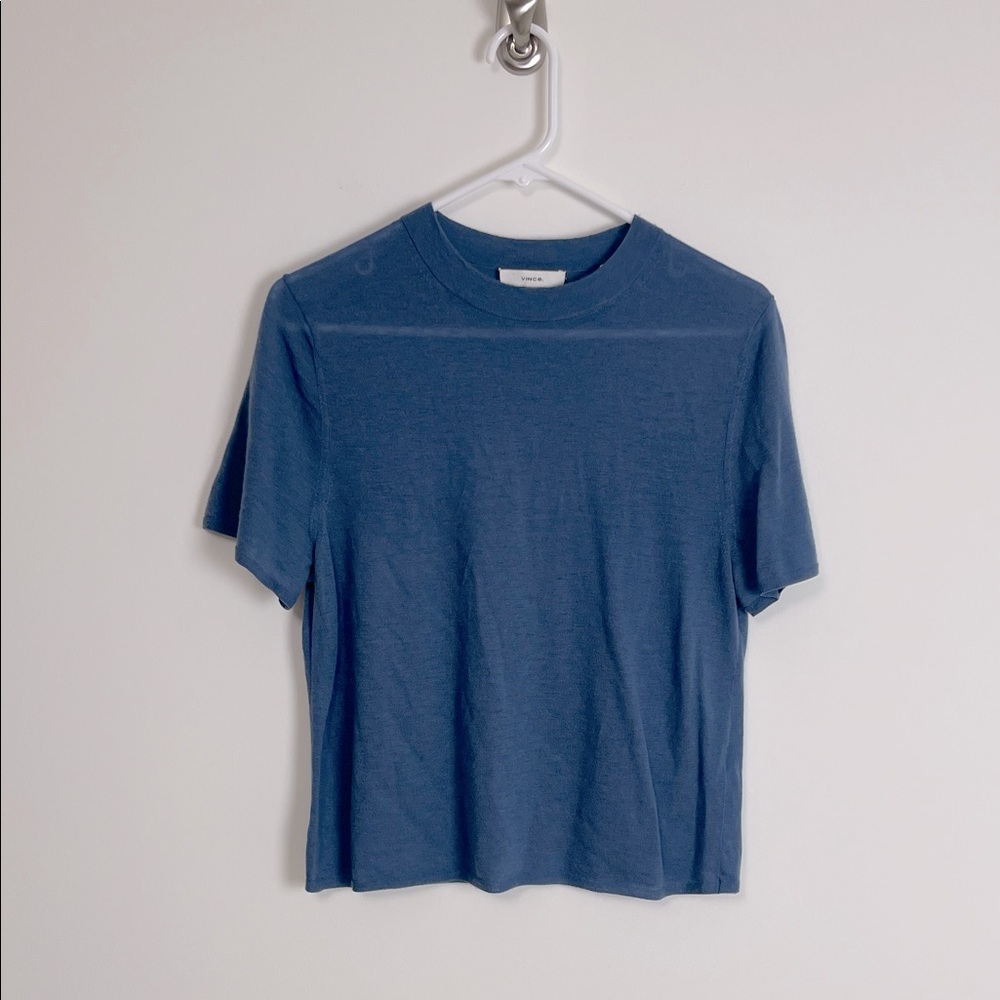 Vince Short Sleeve Blue sweater crewneck top size small